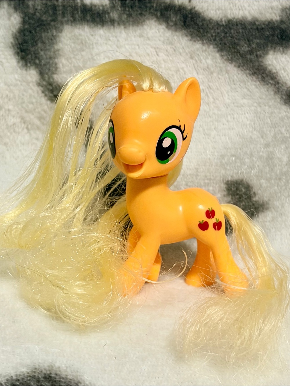 2016 My Little Pony G4 - Applejack 3” Brushable Pony by Hasbro